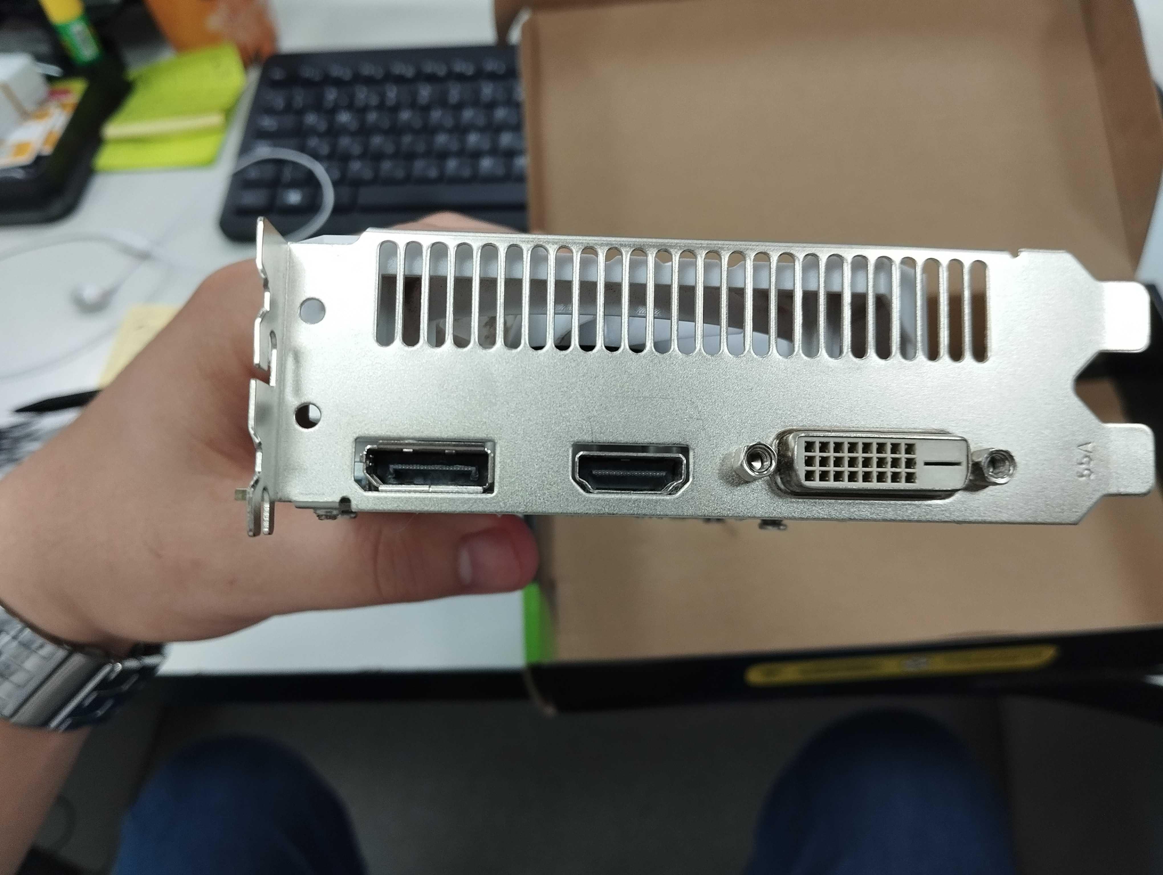 Видеокарта Radeon RX580 8Gb  Holati Ideal 100 sifati garantiya