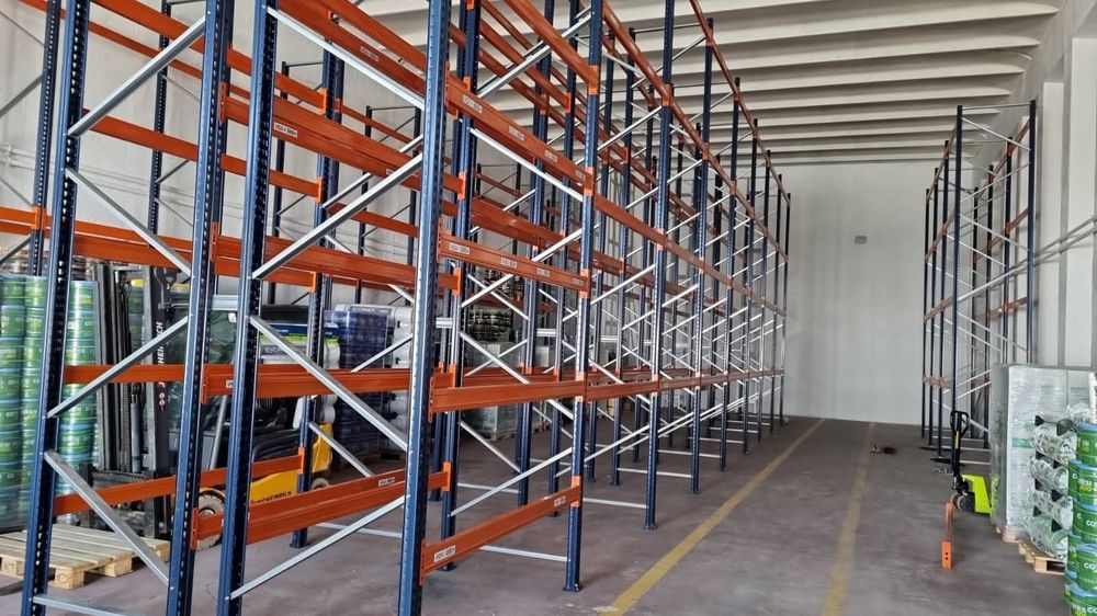 Rafturi metalice industriale depozitare 899