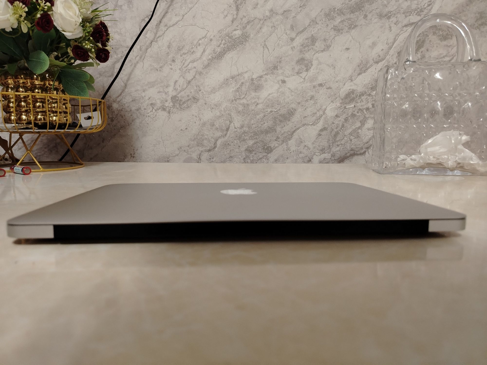 Ноутбук MacBook AIR