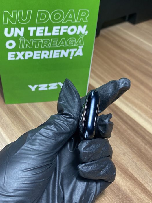 Apple Watch Seria 8 / 45 mm / GPS / Midnight Aluminium