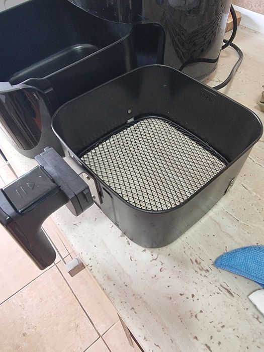 Vand air fryer si gratar electric