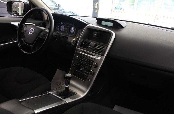 Vând sau schimb Volvo xc60