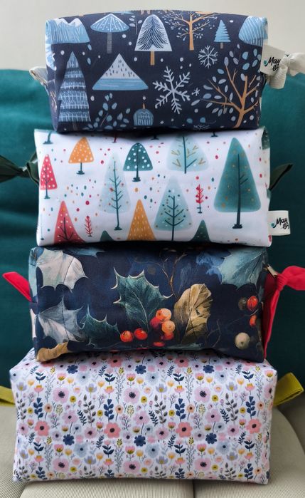 Borseta cosmetice / necessaire /pouch