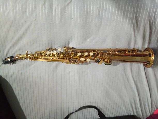 Vând Saxofon sopran