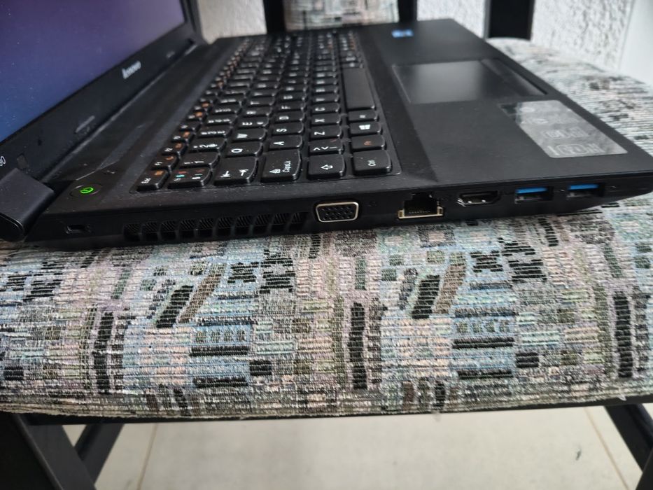 Lenovo B590 i3 gen 3