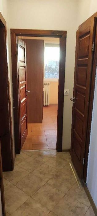 Тристаен ап. под наем в кв. Надежда 4