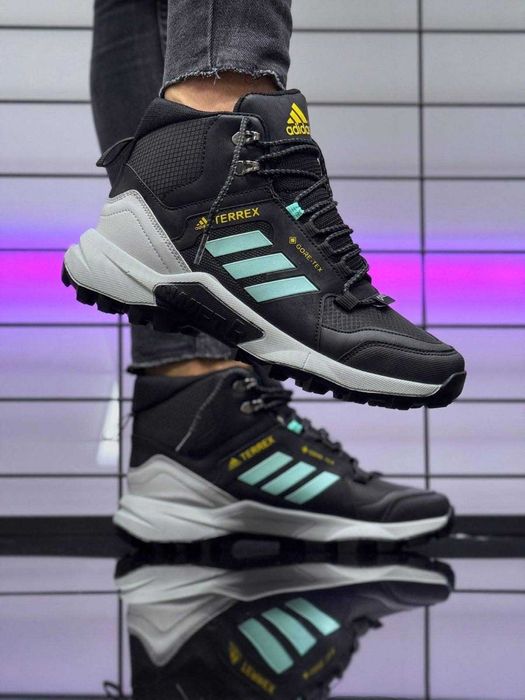 Налични Adidas Terrex Мъжки боти
