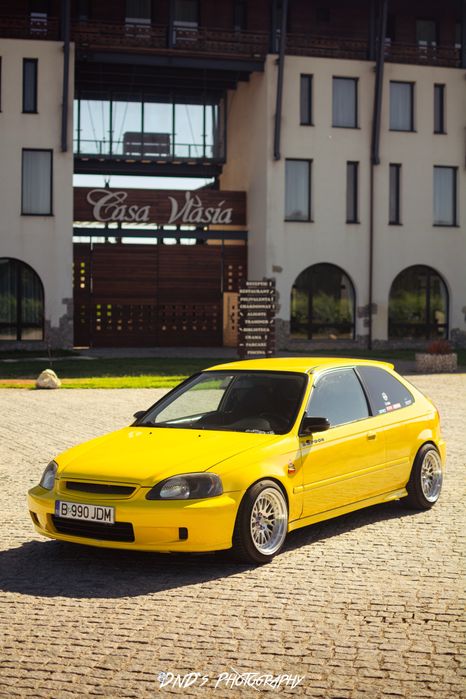 Honda civic 1.4 is 1999