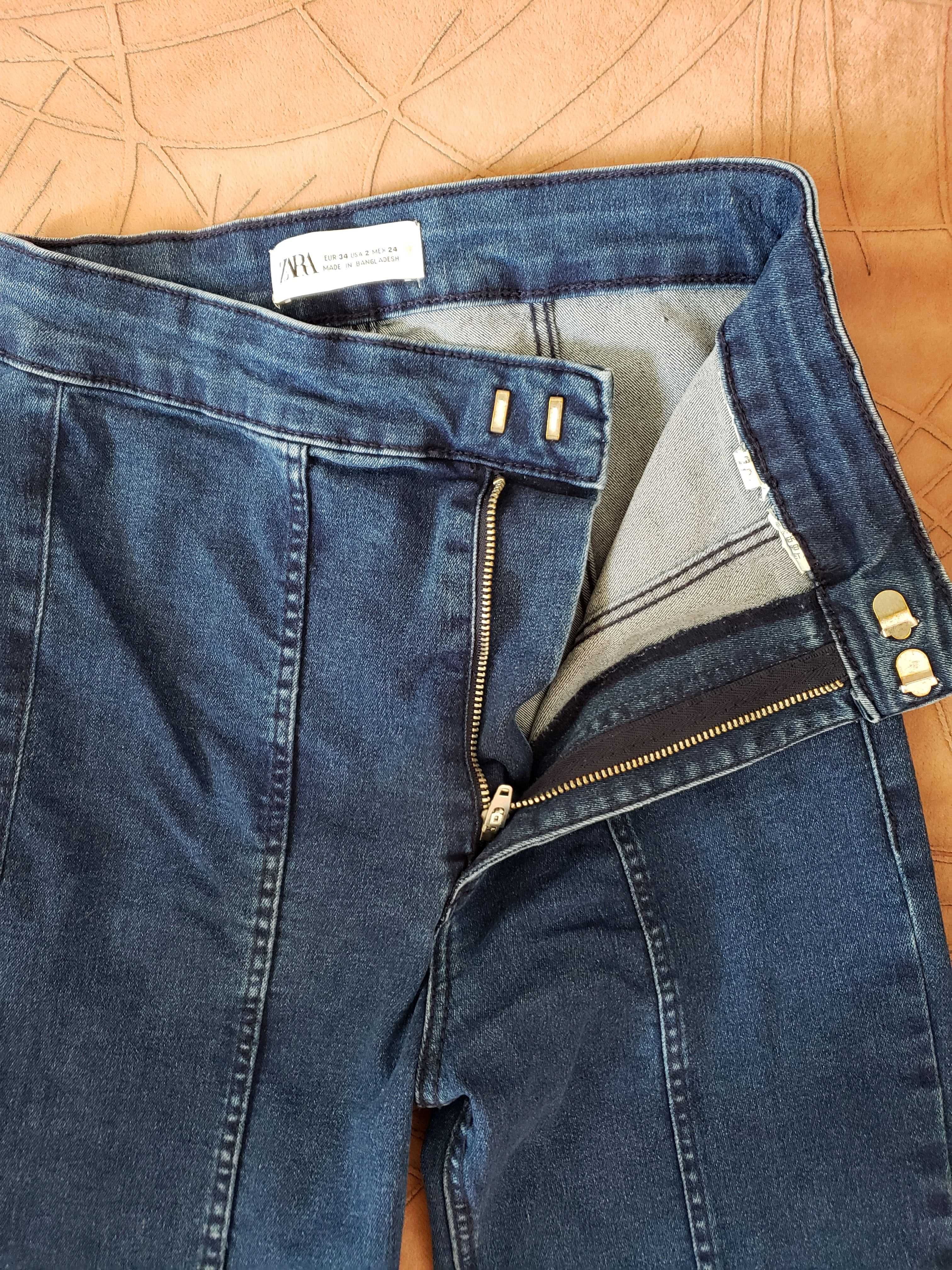 Zara дънки с цепка на крачолите