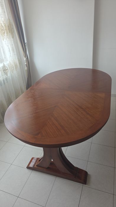 Продам стол и стулья