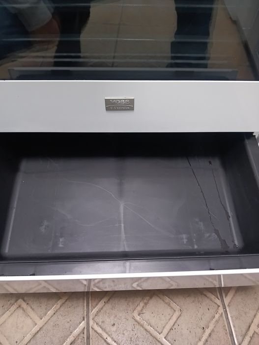 Свободно стояща печка с керамичен плот VOSS Electrolux 2годиниГаранция