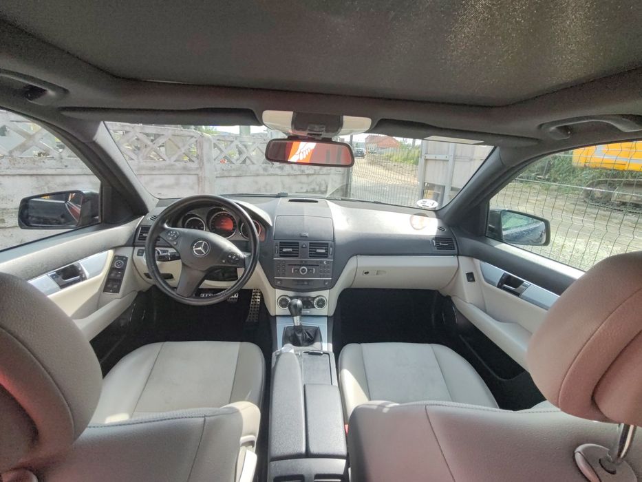 Mercedes C220 2011 AMG lines, Motor 2.2 biturbo 170 cp, avantgarde