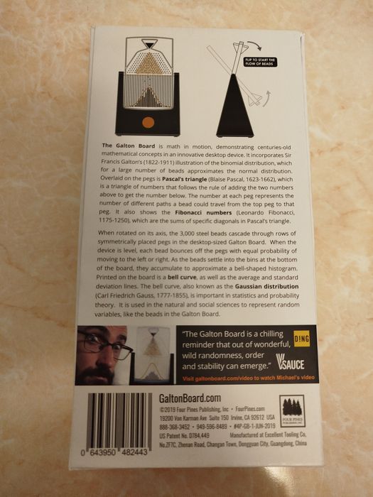 Доска Гальтона- это настольная вероятностная машина