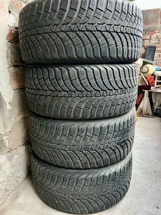 Зимни гуми KUMHO WinterCraft 255/40/R19