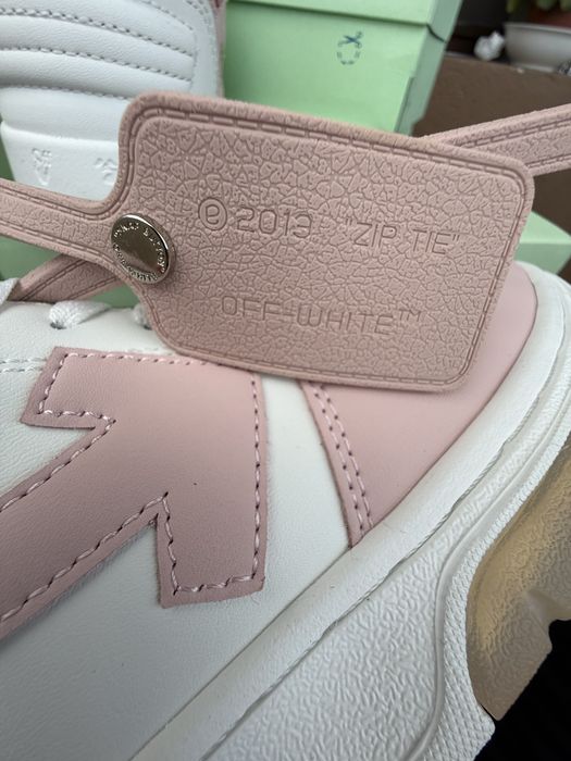 Off White ‘Out of office’ / Premium / 2025