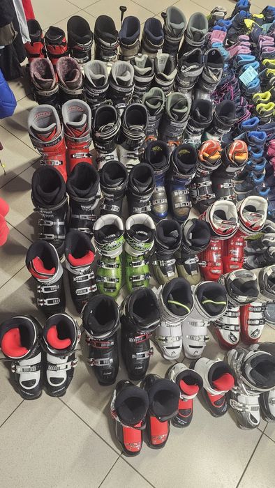 Clapari ski mai multe modele