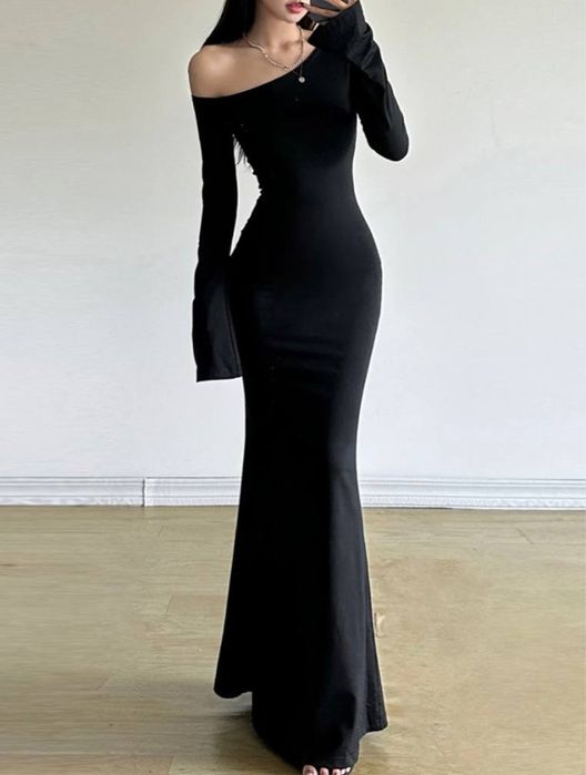 продам платье длинное в идеальном состоянии