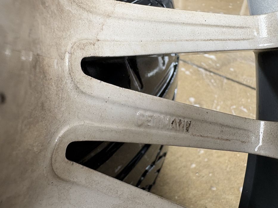 Джанти AMG с гуми DUNLOP 255/45 R 18