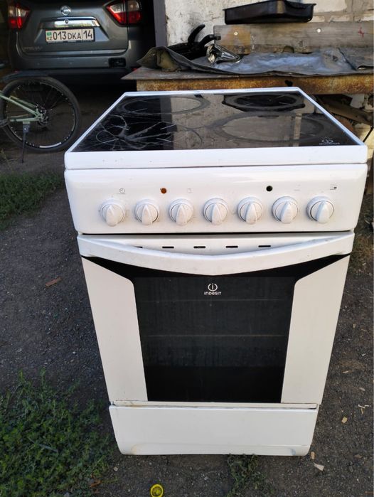 Продам индукционную плиту