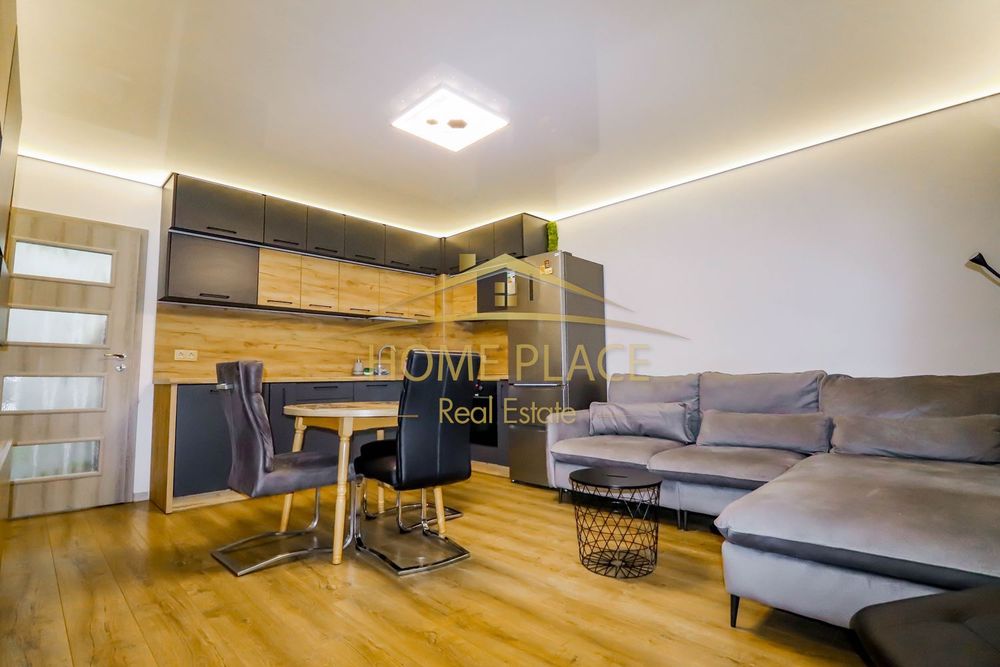 Дава се под наем Двустаен апартамент в Варна, ВИНС - 75 кв.м за 612 € - Снимка #1