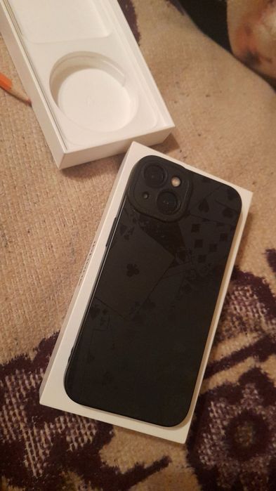 Vând iphone 13 în perfecta stare