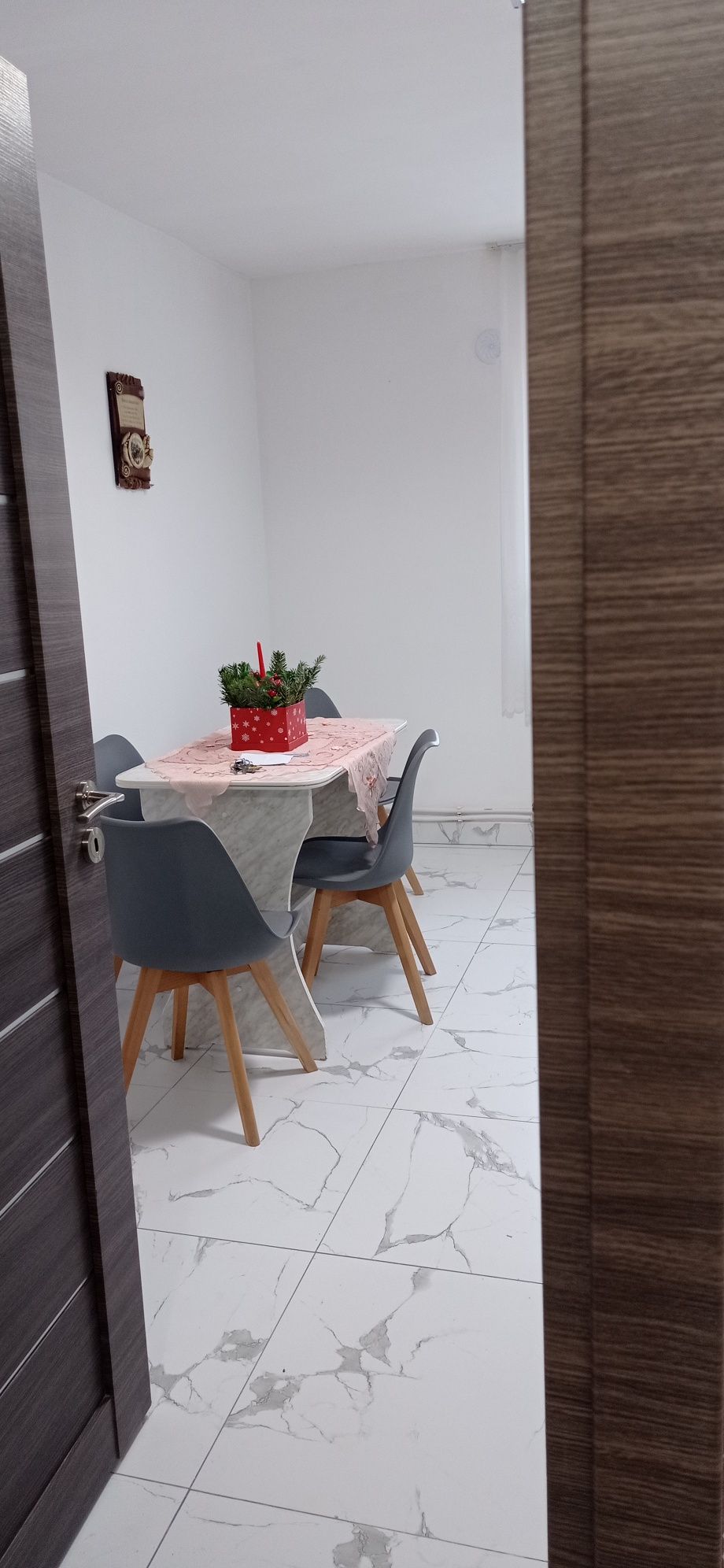 Închiriez apartament / regim hotelier / vatra dornei