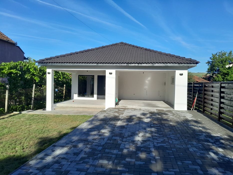 VAND CASA. 3 camere, noua pe un nivel