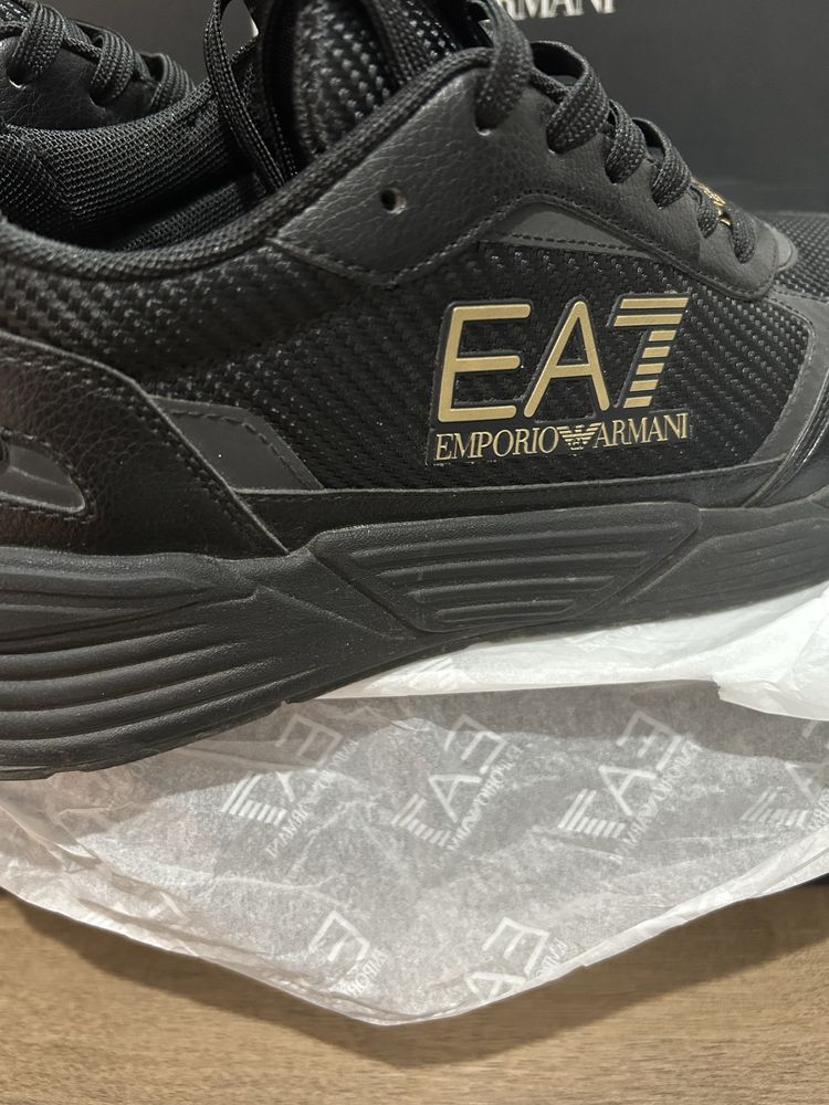 Armani ЕА7 маратонки 42 2/3  номер