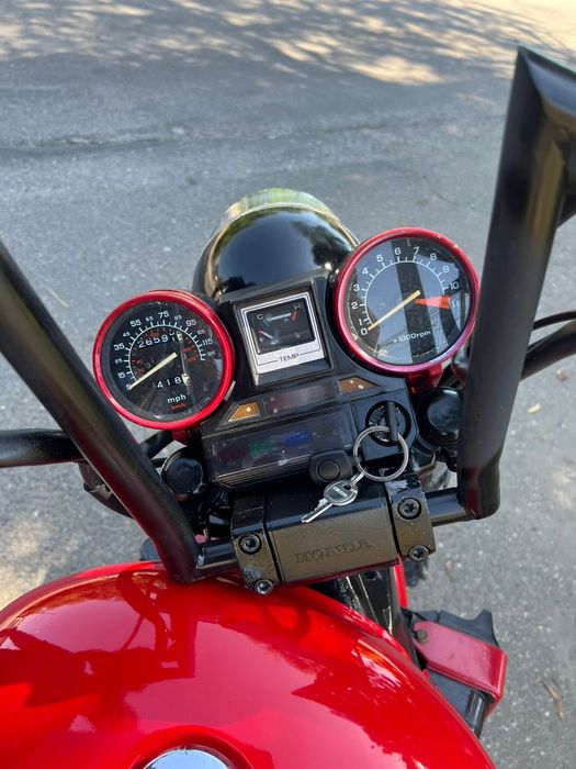Honda Magna VF700C