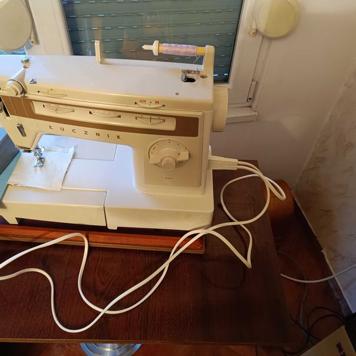 Шевна машина Лучник Финес 884, нова, електрическа