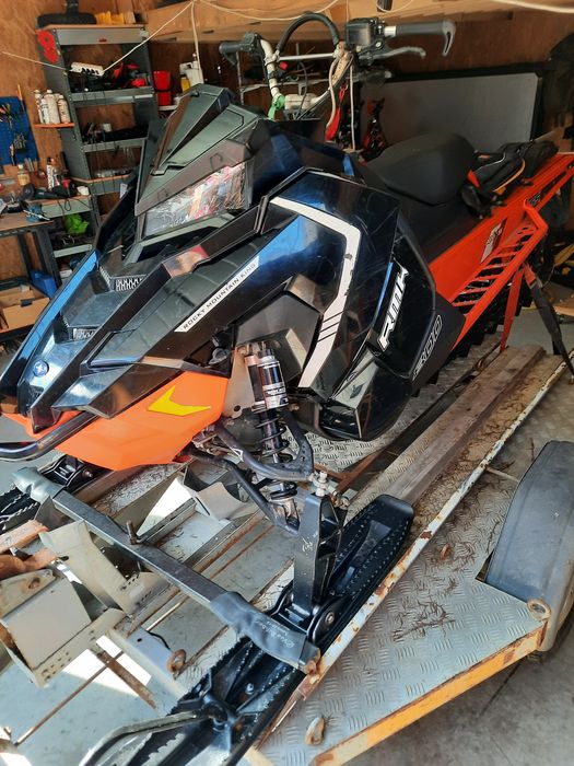Snowmobil Polaris RMK 800 schimb cu Ktm 300 exc