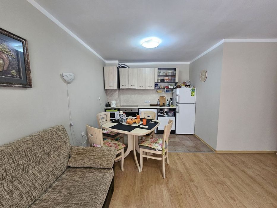 Ексклузивен имот! 2-стаен апартамент на метри от морето! Готови докум