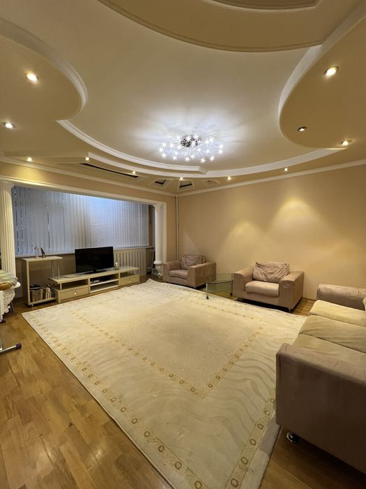 Аренда метро Ойбек Гарант Банк