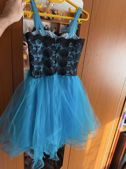 Vand rochie de ocazie