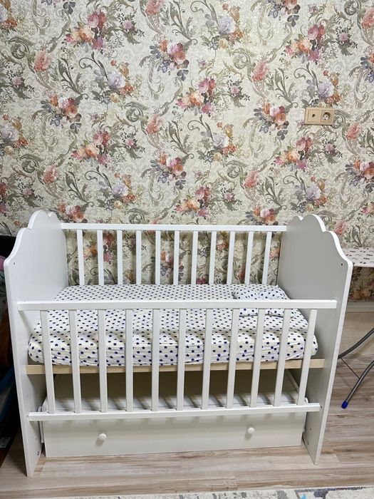 Детская кровать манеж