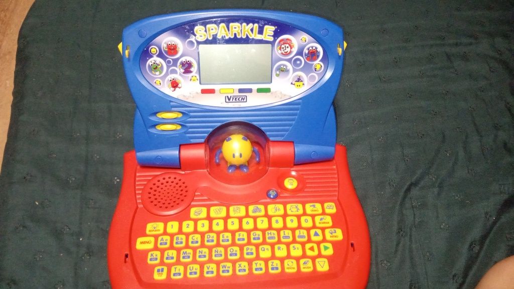 Vând calculator pentru copii