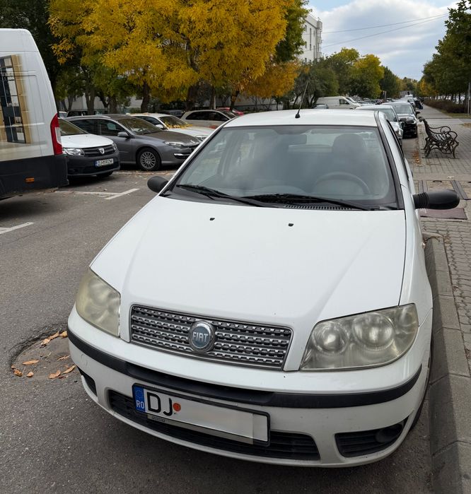 Fiat Punto 146k km functioneaza excelent,  actele si verificari la zi