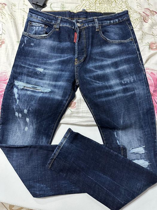 Blugi Dsquared2 model nou