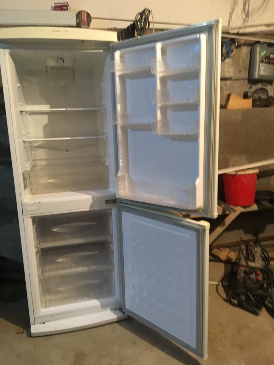 Стиральная машина холодильник