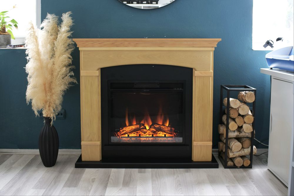 Semineu electric TAGU Helmi, cu focar electric inclus