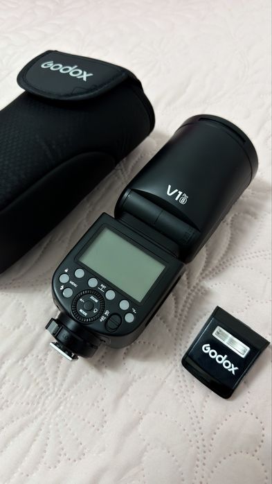 Godox V1 Pro S (SONY) - Светкавица