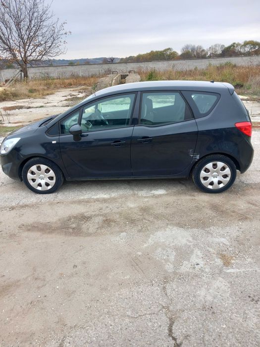 Opel Meriva B 1,4 black /Опел Мерива B 1,4 бензин черна 2012 г.