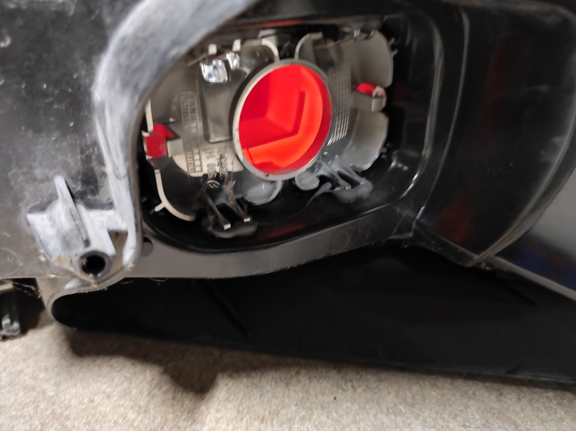 Ляв стоп за Audi TT / Ауди ТТ 2006-2014г 8J0945095