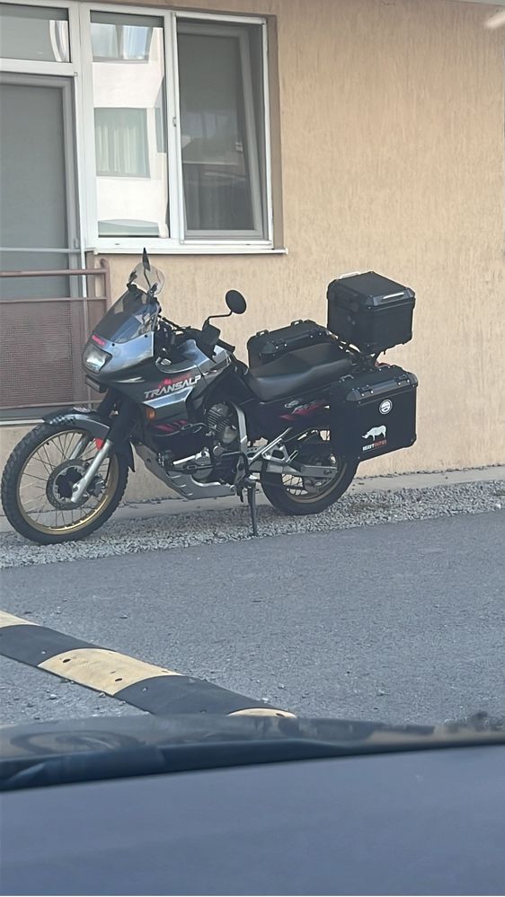 Honda Transalp 600