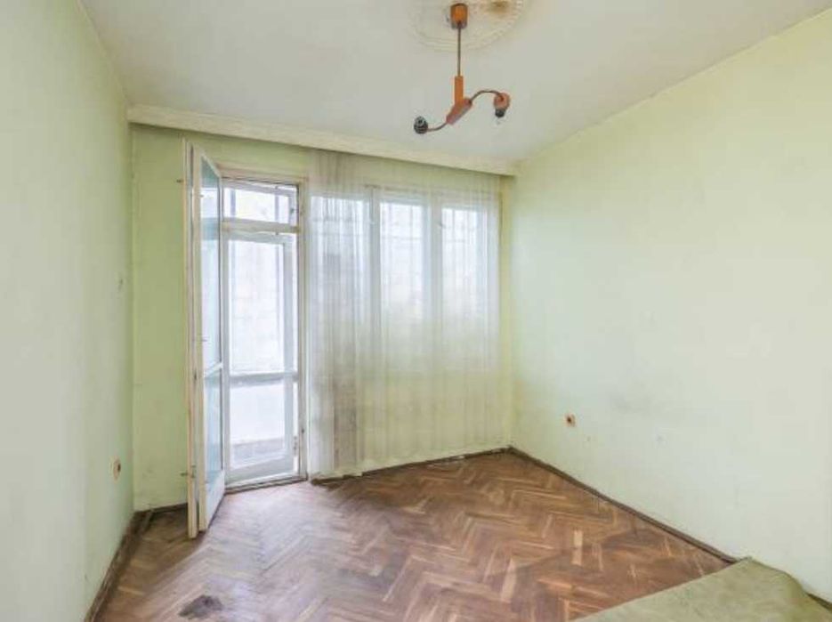 Продава се Тристаен апартамент в София, Център - 103 кв.м за 1107 €/кв.м - Снимка #2