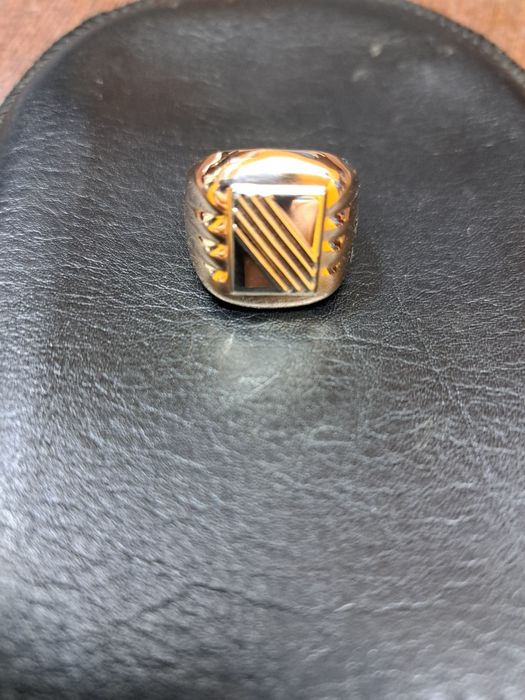 Продам золотую мужскую печатку