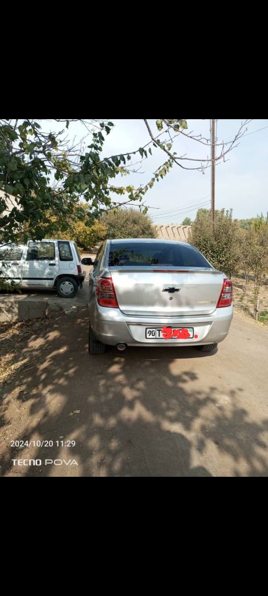 Qobilt 2013 y yurgani xalol 175000 km radnoy metan bo  3 pazitsiya