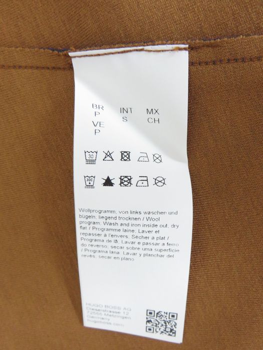 Пола Hugo Boss, миди дължина, S, нова