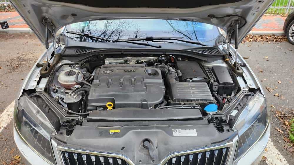 Skoda Superb Diesel 2.0 automata DSG