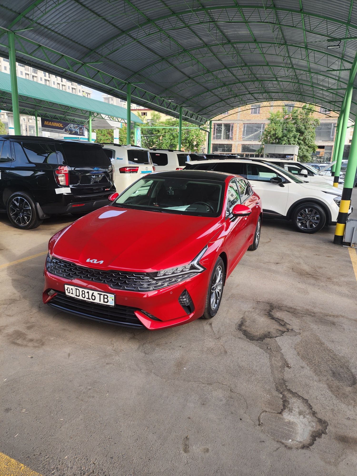Продам машину Kia K-5 style 2.5 GTI